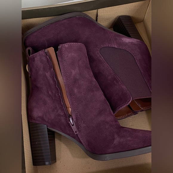 Giani Bernini Brigittie Suede Ankle Chelsea Boots Wine Shoes Size 5 - Picture 11 of 13